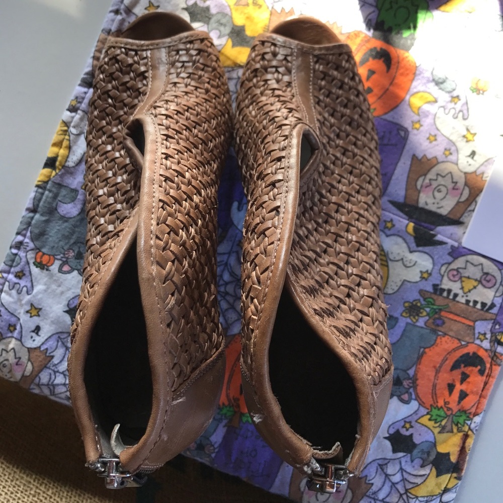 Vince Camuto heels